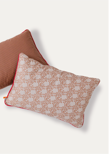 Cushion Kamperfoelie in hot pink - 40x60 cm