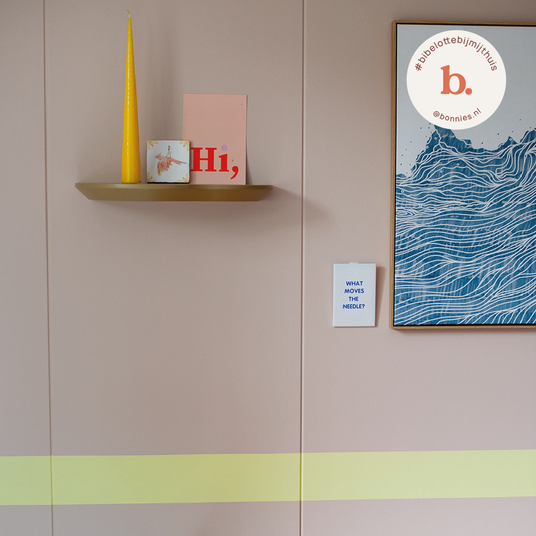 Wandplank Alvar wave - toffee en muurverf Poeder en Citroen - @bonnies.nl 