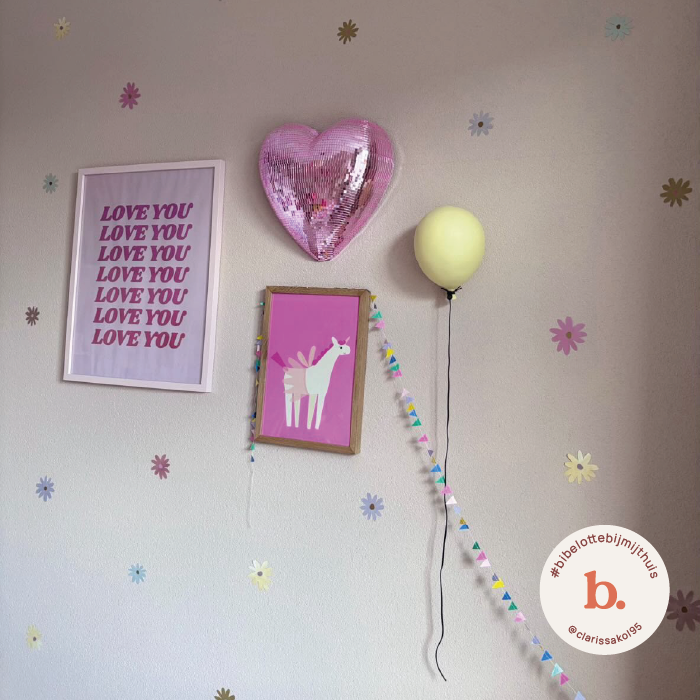 Muursticker Madelief pastel