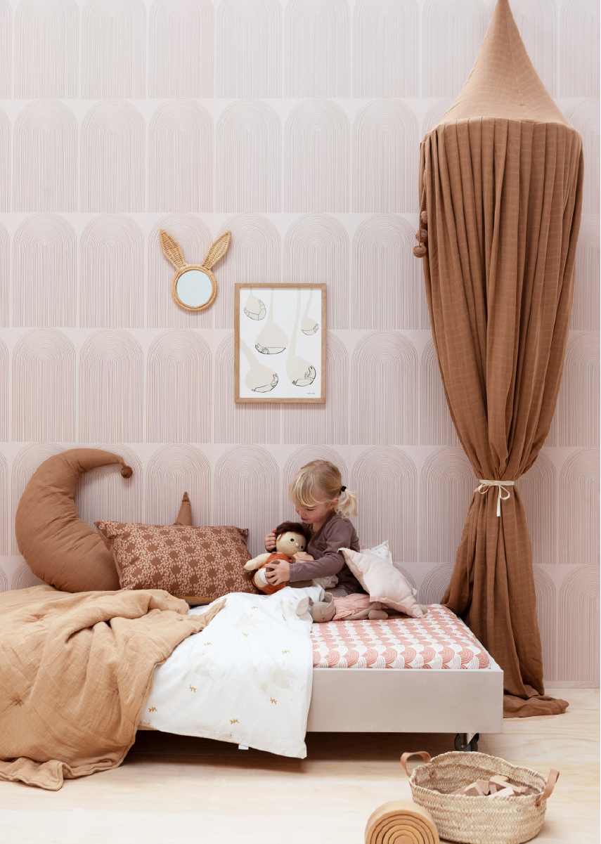 Behang Regenbogen  in een rustig Scandinavisch interieur